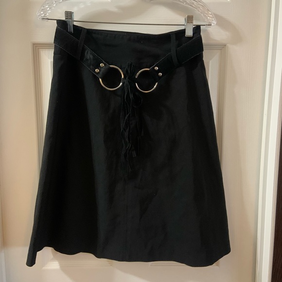 black skirt exact
